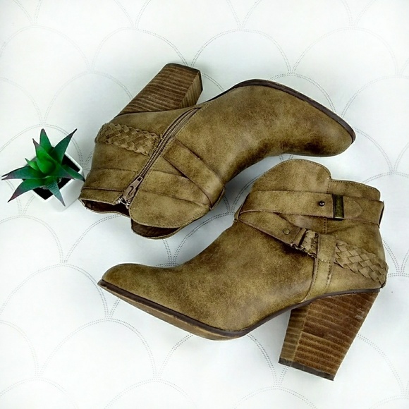 XOXO Shoes - Almond Toe Distressed Ankle Booties